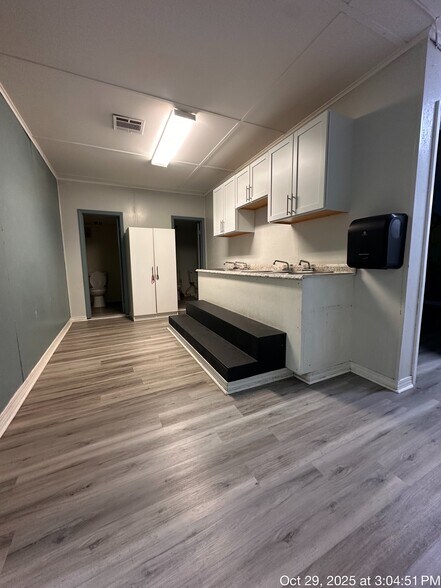 More Photos Of 7041 Kiln Delisle Rd, Pass Christian Daycare Center For Sale