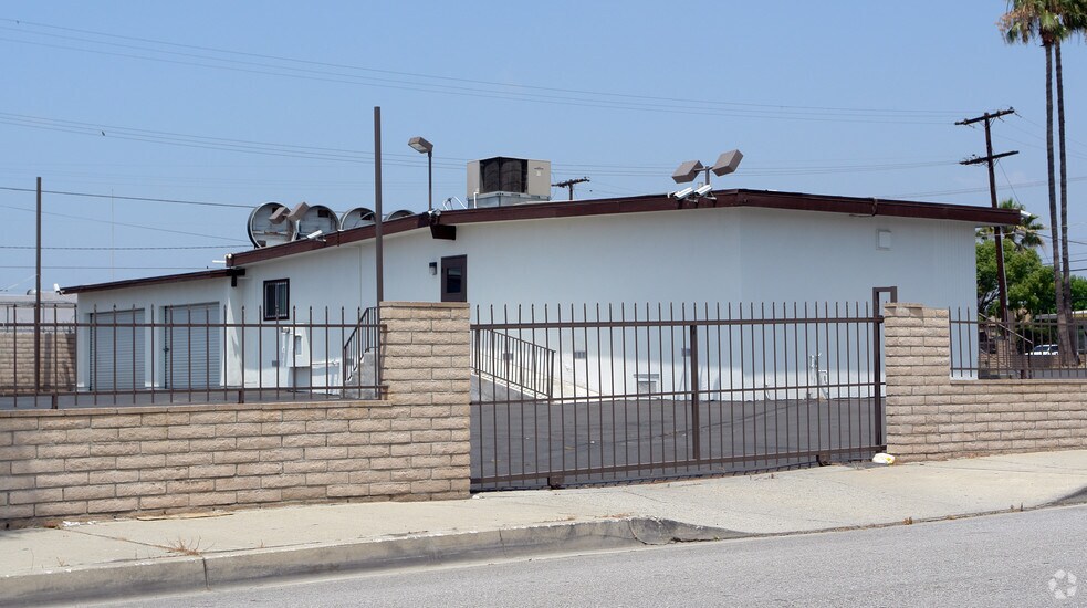 More Photos Of 849 W Holt Blvd, Ontario Auto Dealership For Sale