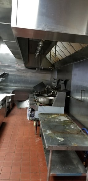 More Photos Of 7500-7558 Annapolis Rd, Lanham Unknown For Lease