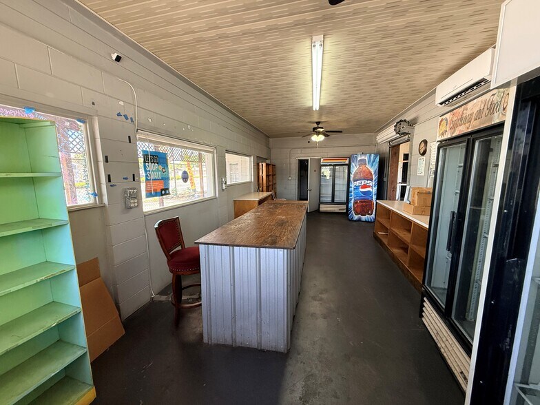 More Photos Of 1327 S Bay St, Eustis Freestanding For Lease