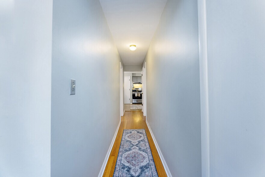 More Photos Of 4401 N Newcastle Ave, Harwood Heights Apartments For Sale
