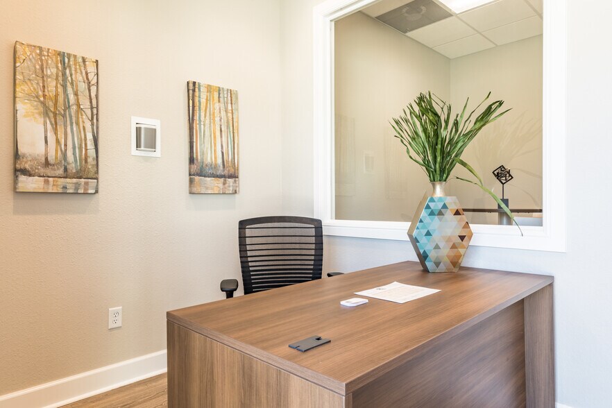 More Photos Of 28809 Hardin Store Rd, Magnolia Office For Lease