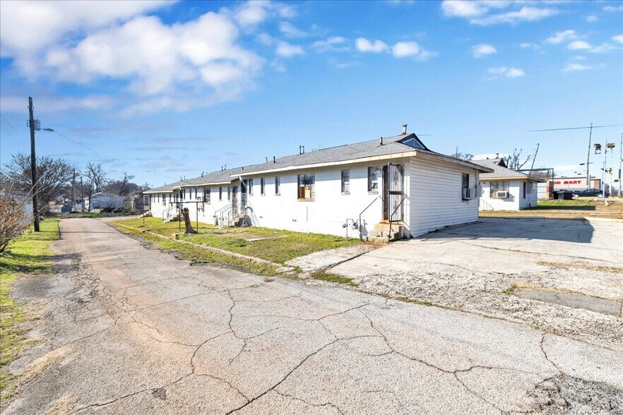 More Photos Of 608 1st St S, Birmingham Apartments For Sale