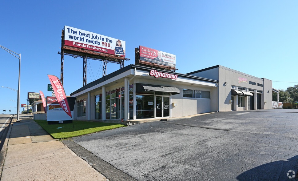 Primary Photo Of 897 N Monroe St, Tallahassee Auto Repair For Sale