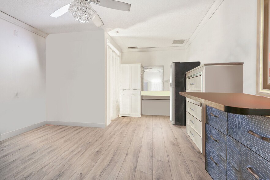 More Photos Of 2517 W Beverly Blvd, Montebello Storefront Retail Residential For Sale