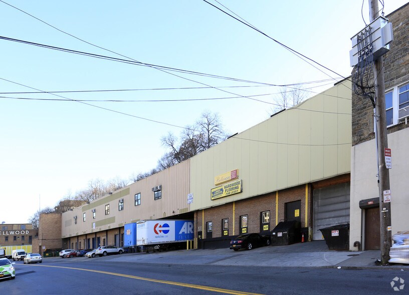 More Photos Of 132-140 Saw Mill River Rd, Yonkers Warehouse For Lease