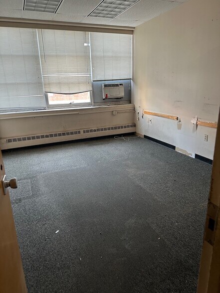 More Photos Of 29 Church St, Leominster Police Fire Station For Sale