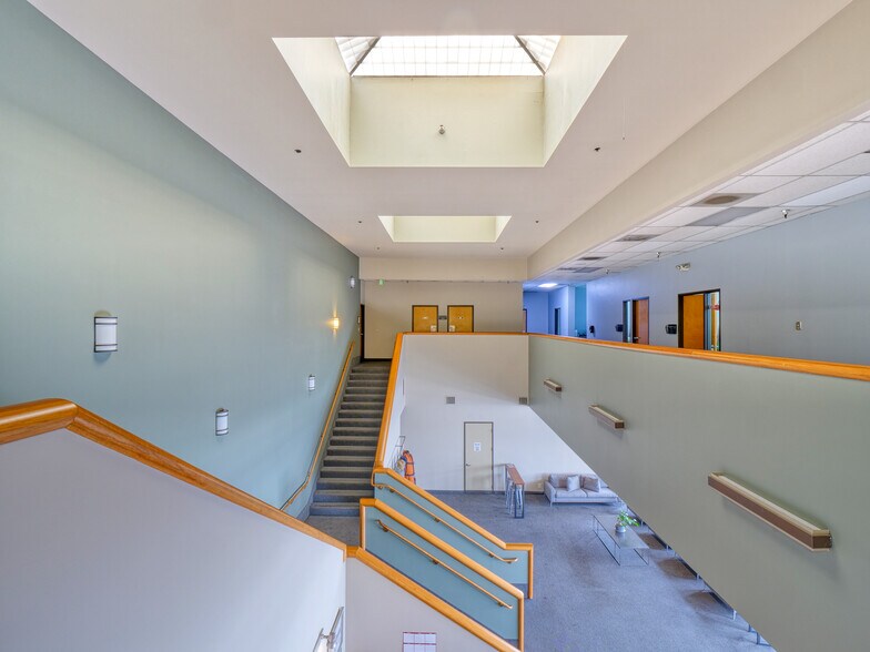 More Photos Of 7345 Orangewood Ave, Garden Grove Warehouse For Sale