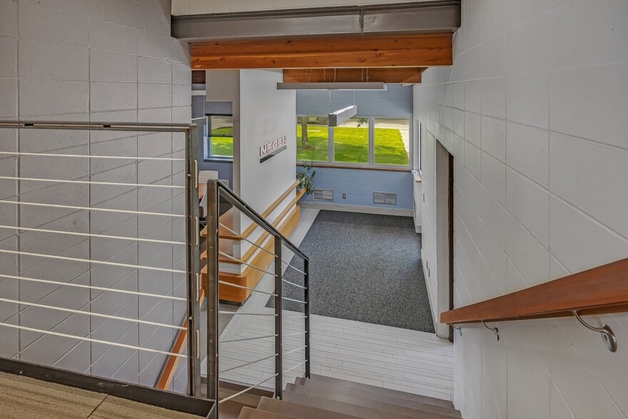 More Photos Of 700 41st Ave N, Saint Cloud Warehouse For Sale