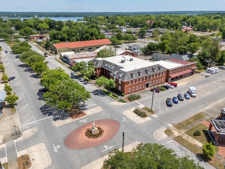 More Photos Of 303 E Broad St, Eufaula Office For Sale