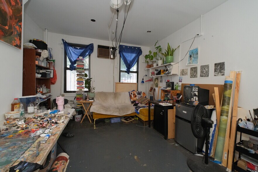 More Photos Of 154 26th St, Brooklyn Warehouse For Sale