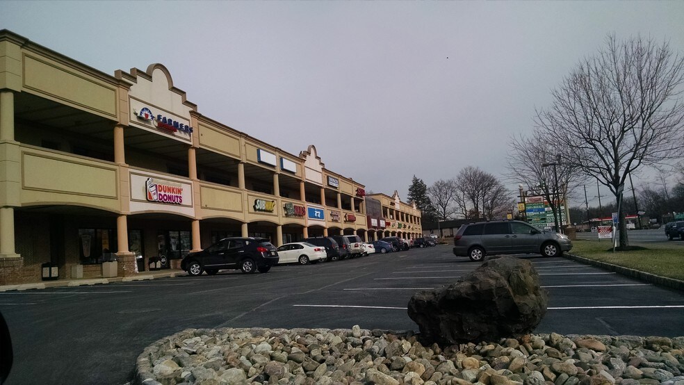 More Photos Of 326 Route 22, Green Brook Storefront For Lease