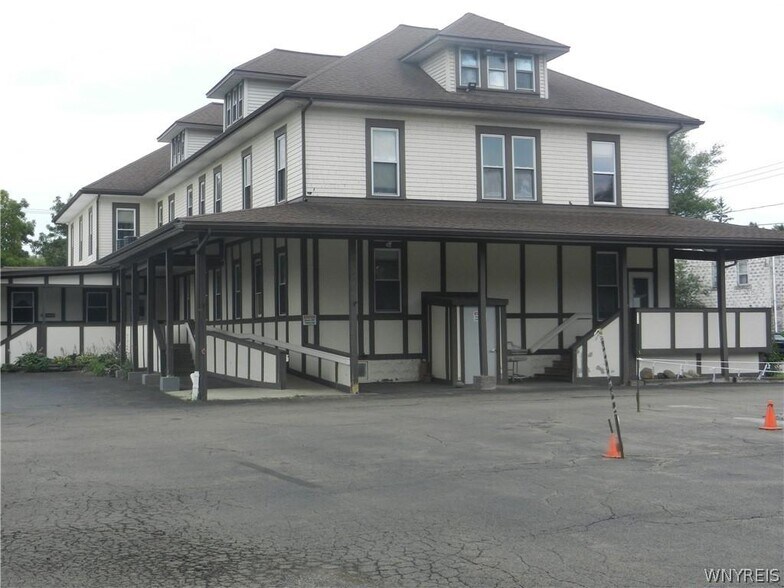 More Photos Of 8328 Erie Rd, Angola Office For Sale