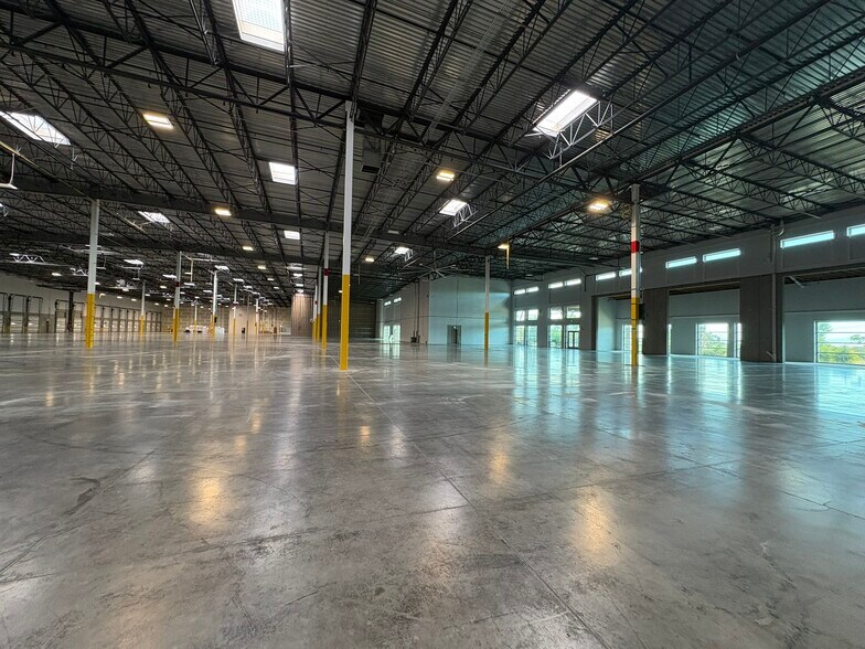 More Photos Of 22801 8th St E, Sonoma Warehouse For Sale