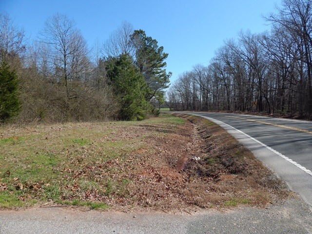 More Photos Of 10990 Old Federal Rd, Carnesville Land For Sale