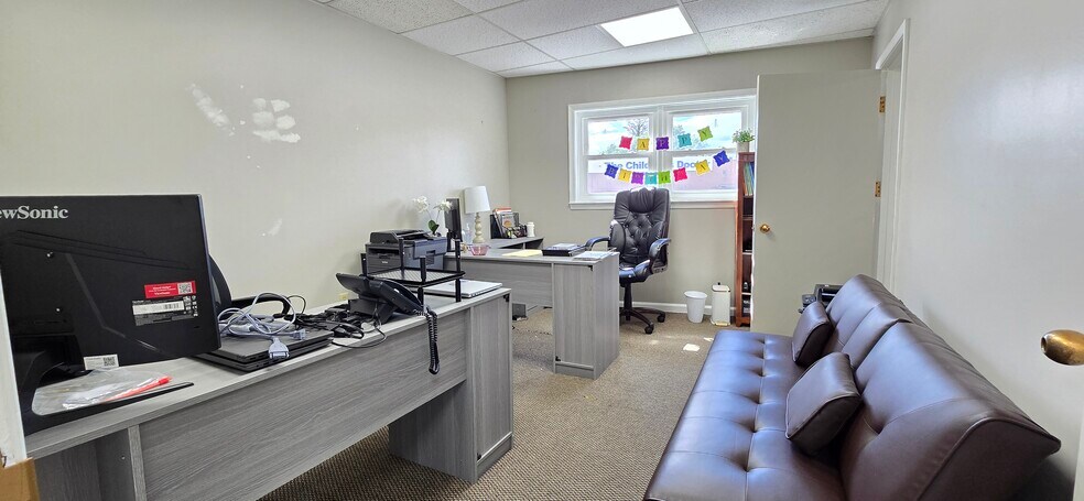 More Photos Of 339 E Antietam St, Hagerstown Office For Lease