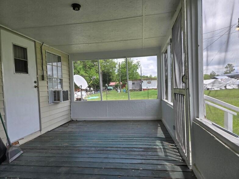 More Photos Of 3822 Kay Cir, Blackshear Apartments For Sale