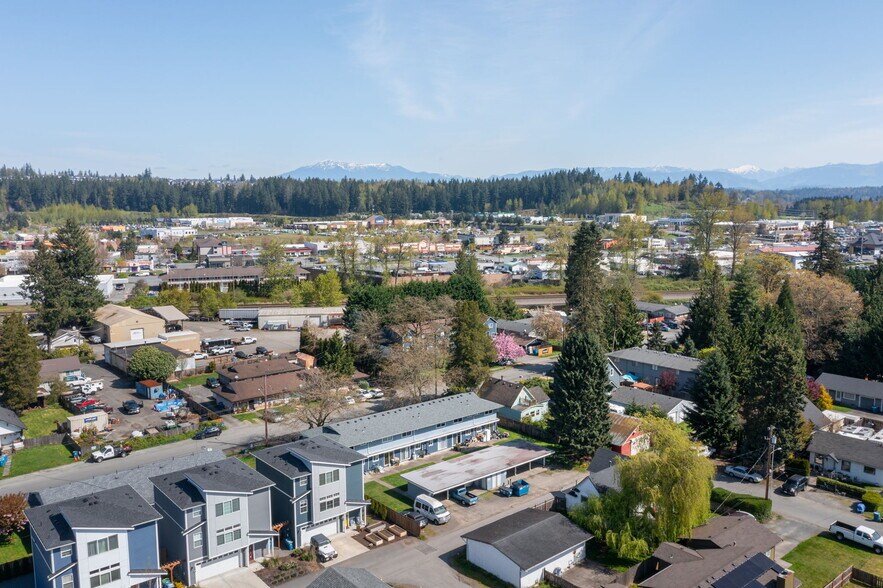 More Photos Of 364 Elizabeth St, Monroe Apartments For Sale