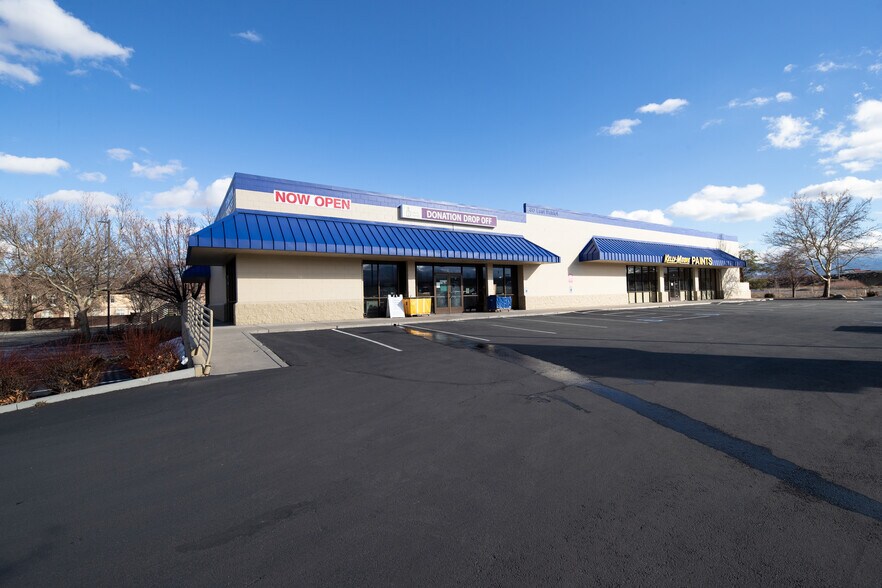 More Photos Of 80 E Patriot Blvd, Reno Freestanding For Lease