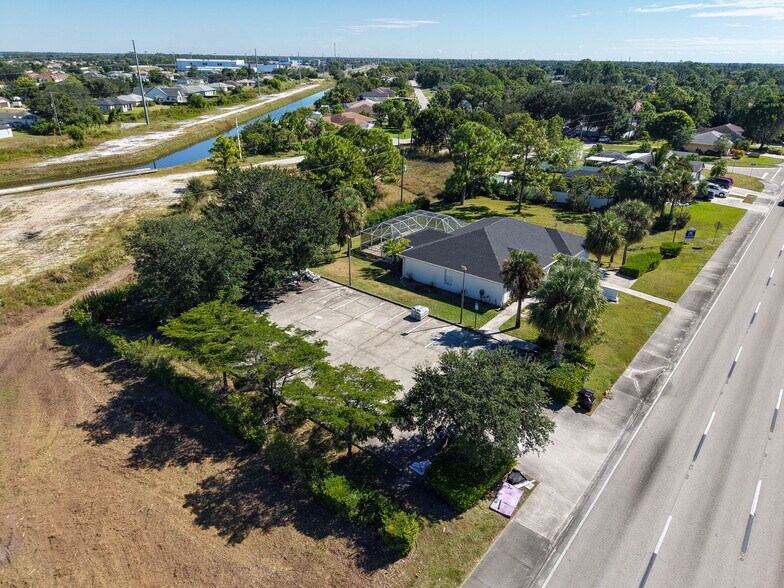 More Photos Of 5106 Lee Blvd, Lehigh Acres Office For Sale
