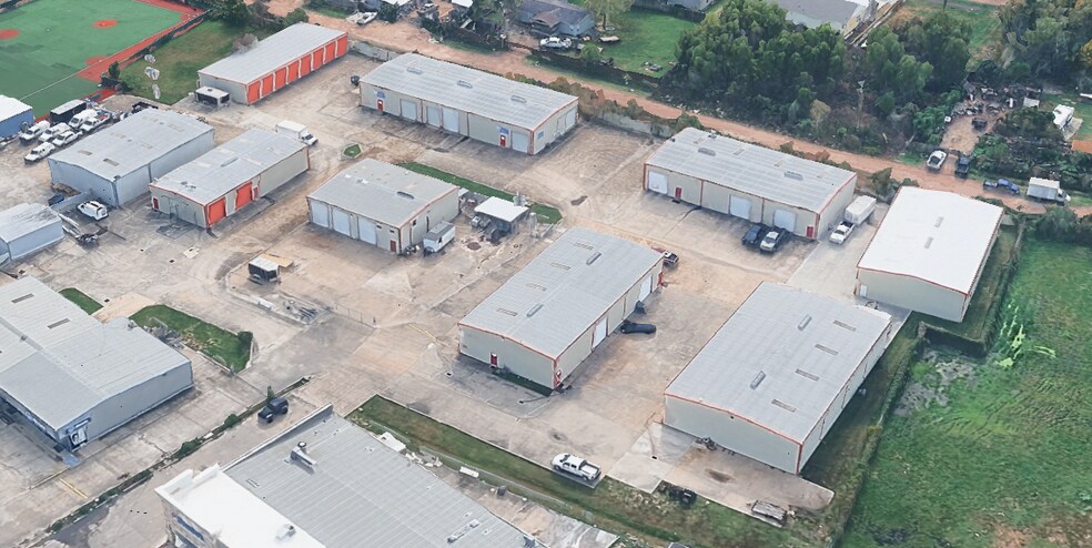 More Photos Of 15090 Highway 6, Rosharon Land For Lease