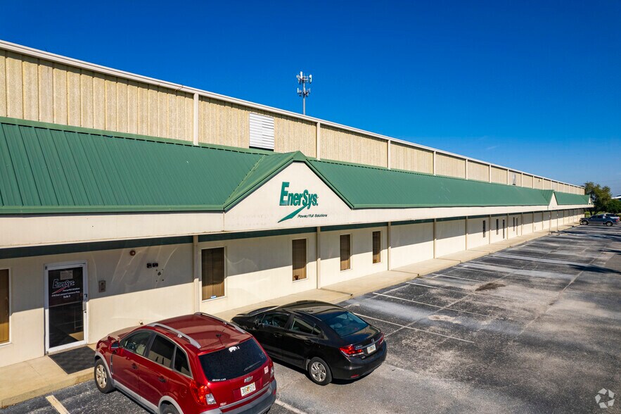 More Photos Of 4740 E Lakeland Commerce Pky, Lakeland Warehouse For Lease