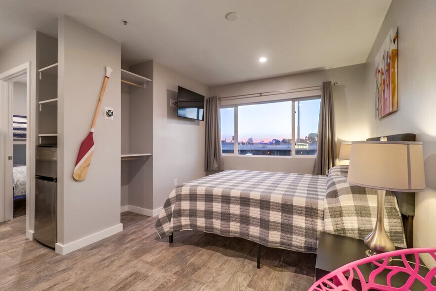 More Photos Of 1315 Morena Blvd, San Diego Apartments For Sale