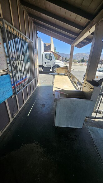 More Photos Of 6408 Lake Isabella Blvd, Lake Isabella Storefront For Sale