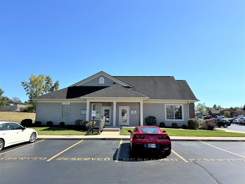 More Photos Of 12820 Coldwater Rd, Fort Wayne Office For Sale