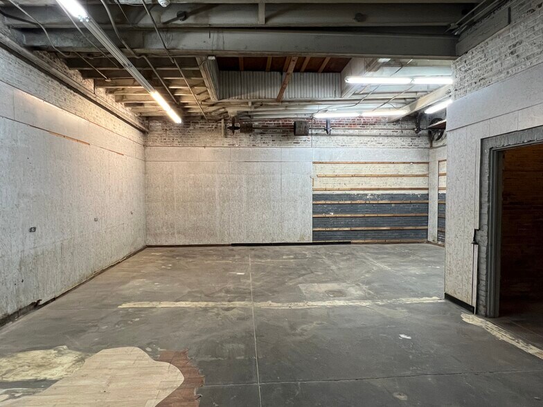 More Photos Of 67 W Queen Ln, Philadelphia Warehouse For Sale