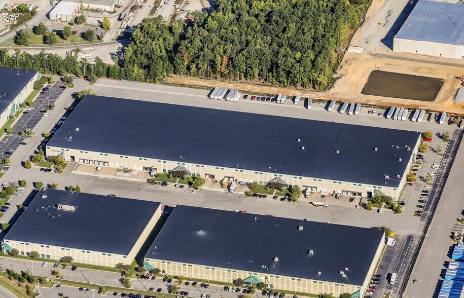 More Photos Of 11800-11900 N Lakeridge Pky, Ashland Distribution For Lease