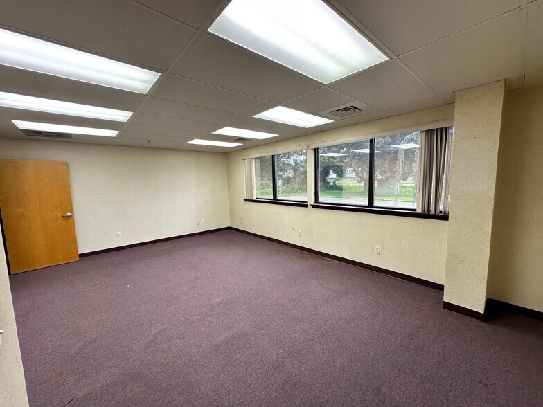 More Photos Of 1980 S West Blvd, Vineland Manufacturing For Lease