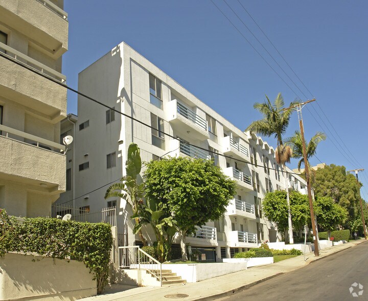 More Photos Of 1617 N Fuller Ave, Los Angeles Apartments For Sale