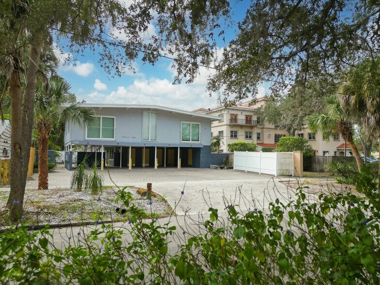 More Photos Of 1236 13th St, Sarasota Apartments For Sale