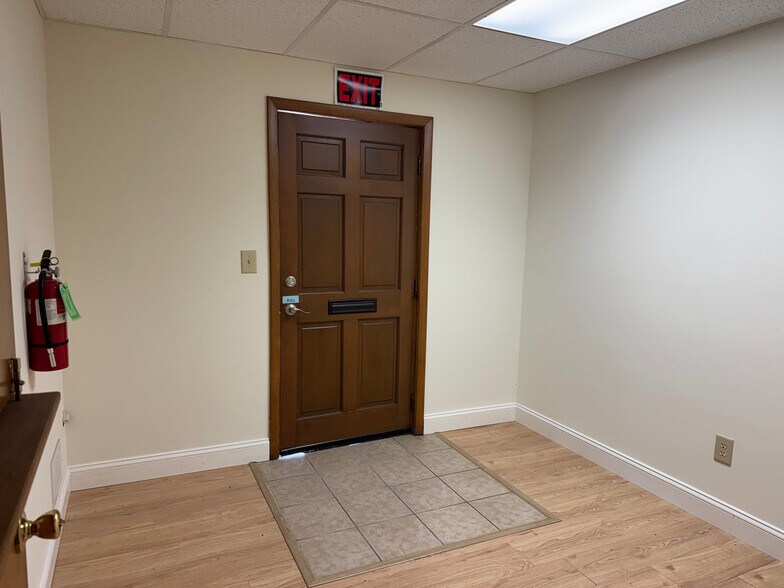 More Photos Of 1203 Northup St, Reidsville Medical For Sale