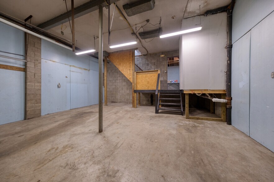 More Photos Of 340 Center Ave, Pittsburgh Medical For Sale