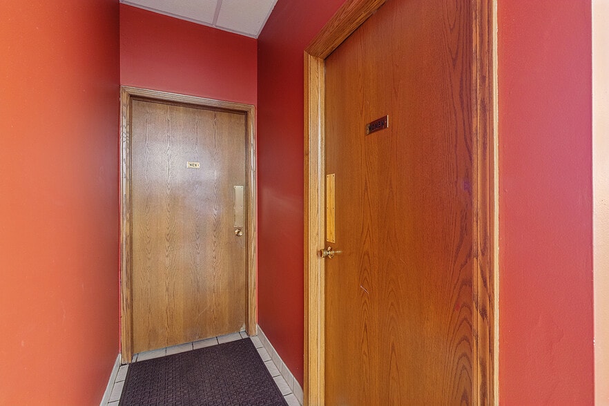 More Photos Of 10470 164th Pl, Orland Park Office Residential For Sale