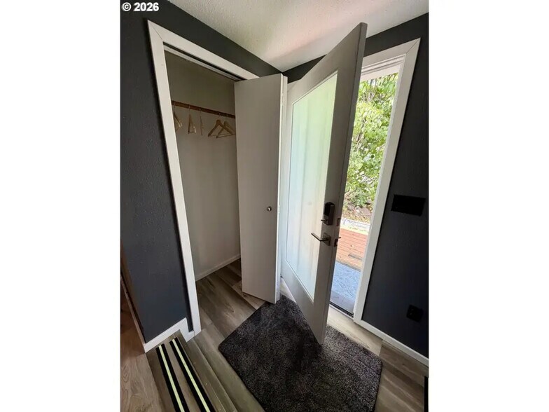 More Photos Of 404 Garibaldi (Hwy 101), Garibaldi General Retail For Sale