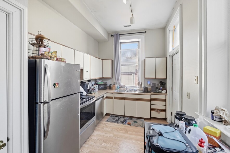 More Photos Of 428-430 Elizabeth St, Cincinnati Apartments For Sale