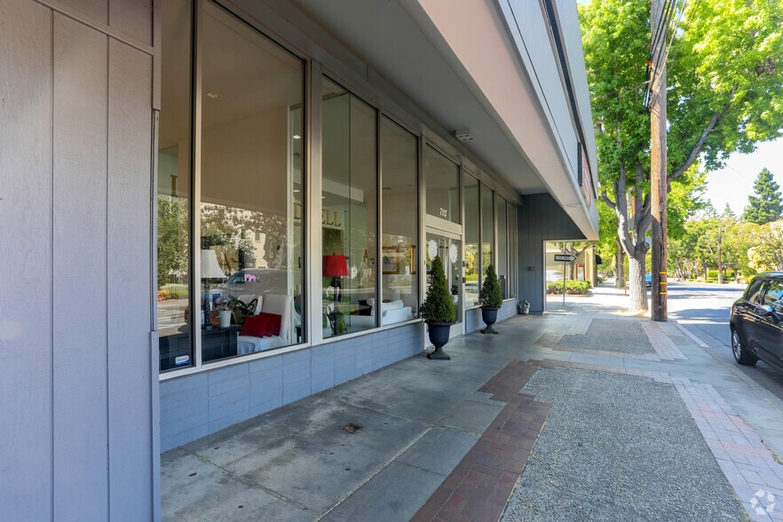 More Photos Of 705 Oak Grove Ave, Menlo Park Medical For Lease