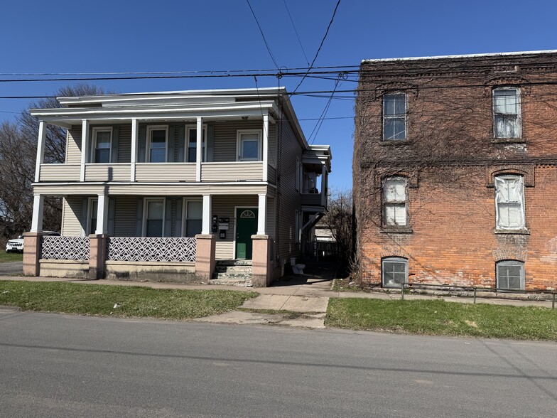 Primary Photo Of 607 Blandina St, Utica Apartments For Sale