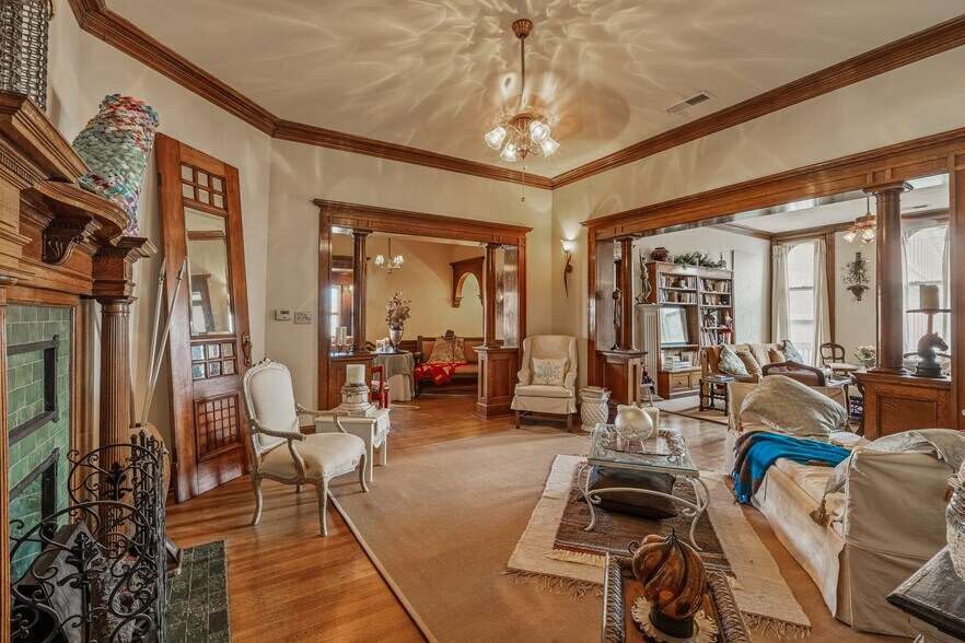 More Photos Of , Las Vegas Unknown For Sale