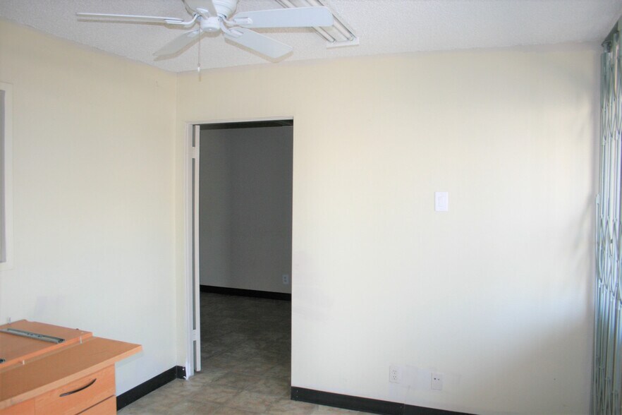 More Photos Of 12970 Branford St, Arleta Warehouse For Lease
