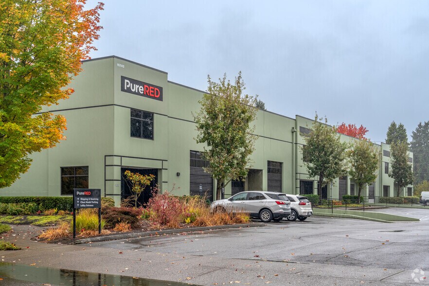 Primary Photo Of 16745 SE Kens Ct, Milwaukie Warehouse For Lease