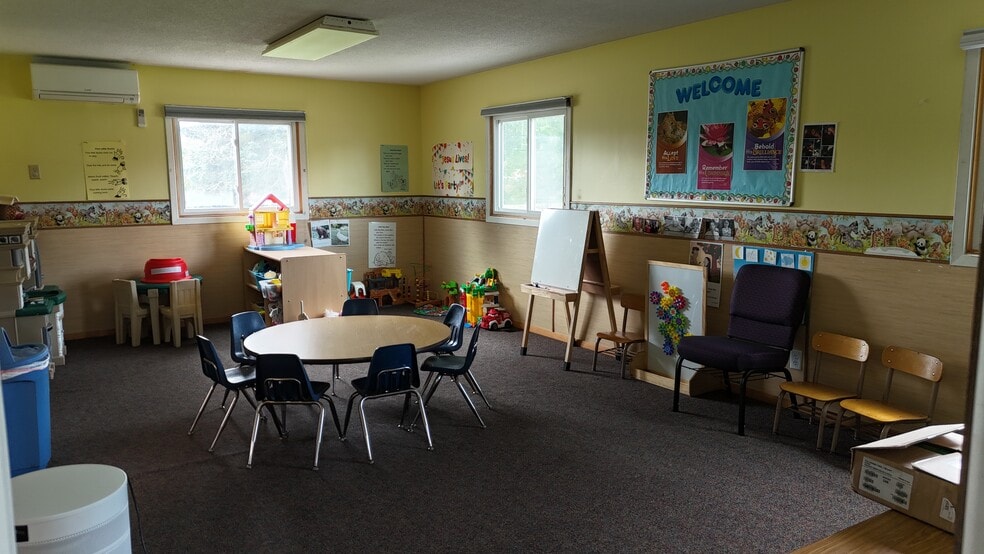 More Photos Of 2651 Hamline Ave N, Roseville Religious Facility For Sale