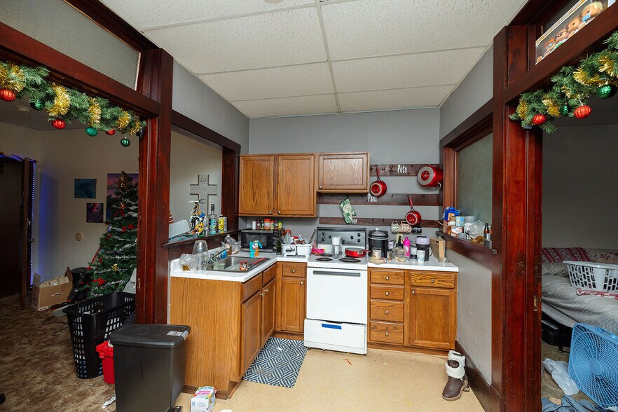 More Photos Of 116 W Pine Ave, El Dorado Office Residential For Sale