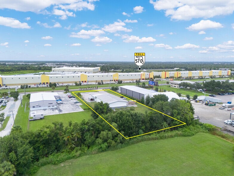 More Photos Of 2910 Drane Field Rd, Lakeland Warehouse For Lease
