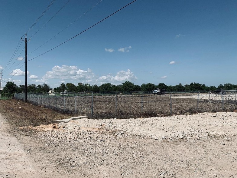 More Photos Of 11096 Fm 523, Angleton Land For Lease