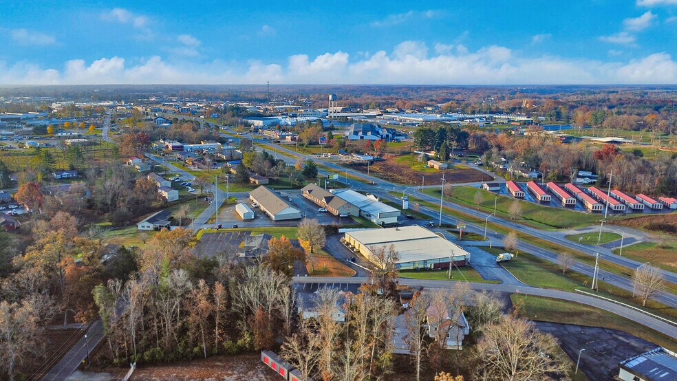 More Photos Of 129 Walker Hill, Crossville Freestanding For Sale