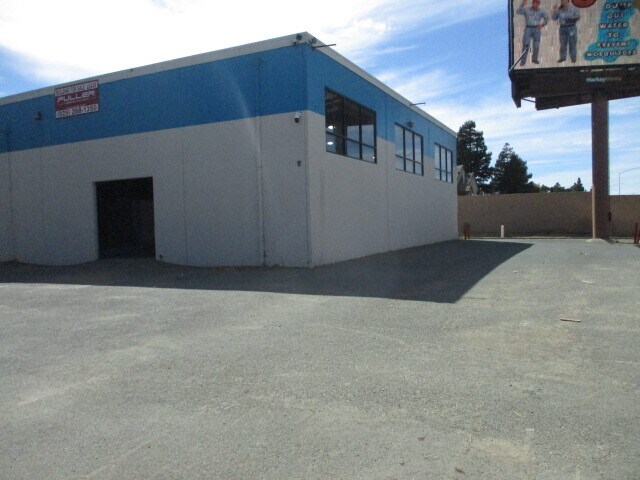 More Photos Of 2685 E Leland Rd, Pittsburg Freestanding For Lease